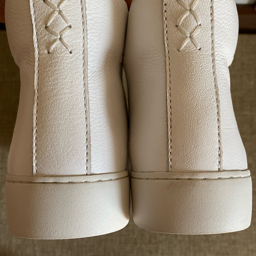 Frye- Lena Zip Sneaker- 7.5 (recommended for 7) - Picture 6 of 15